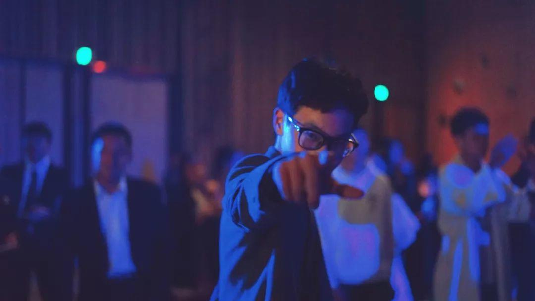 EIC | 斯人若彩虹,遇上方知有。 EIC | 斯人若彩虹,遇上方知有。