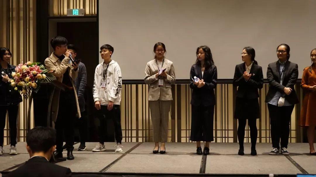 EIC | 比赛第一日纪实 EIC | 比赛第一日纪实